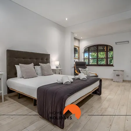 #213 Roja Pe By Holidays Villa