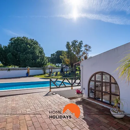 Villa #213 Roja Pe By Holidays