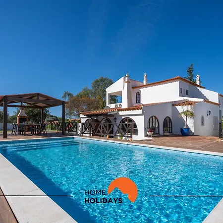 #213 Roja Pe By Holidays Villa *