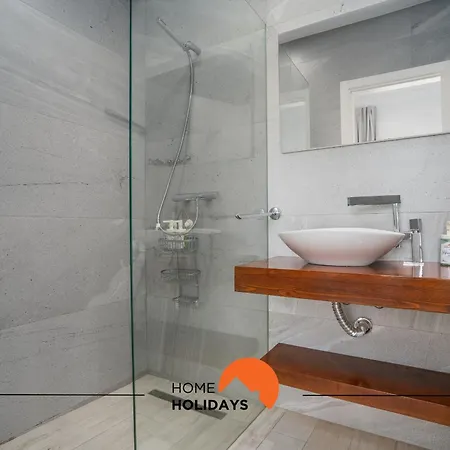 #213 Roja Pé By Holidays Villa *